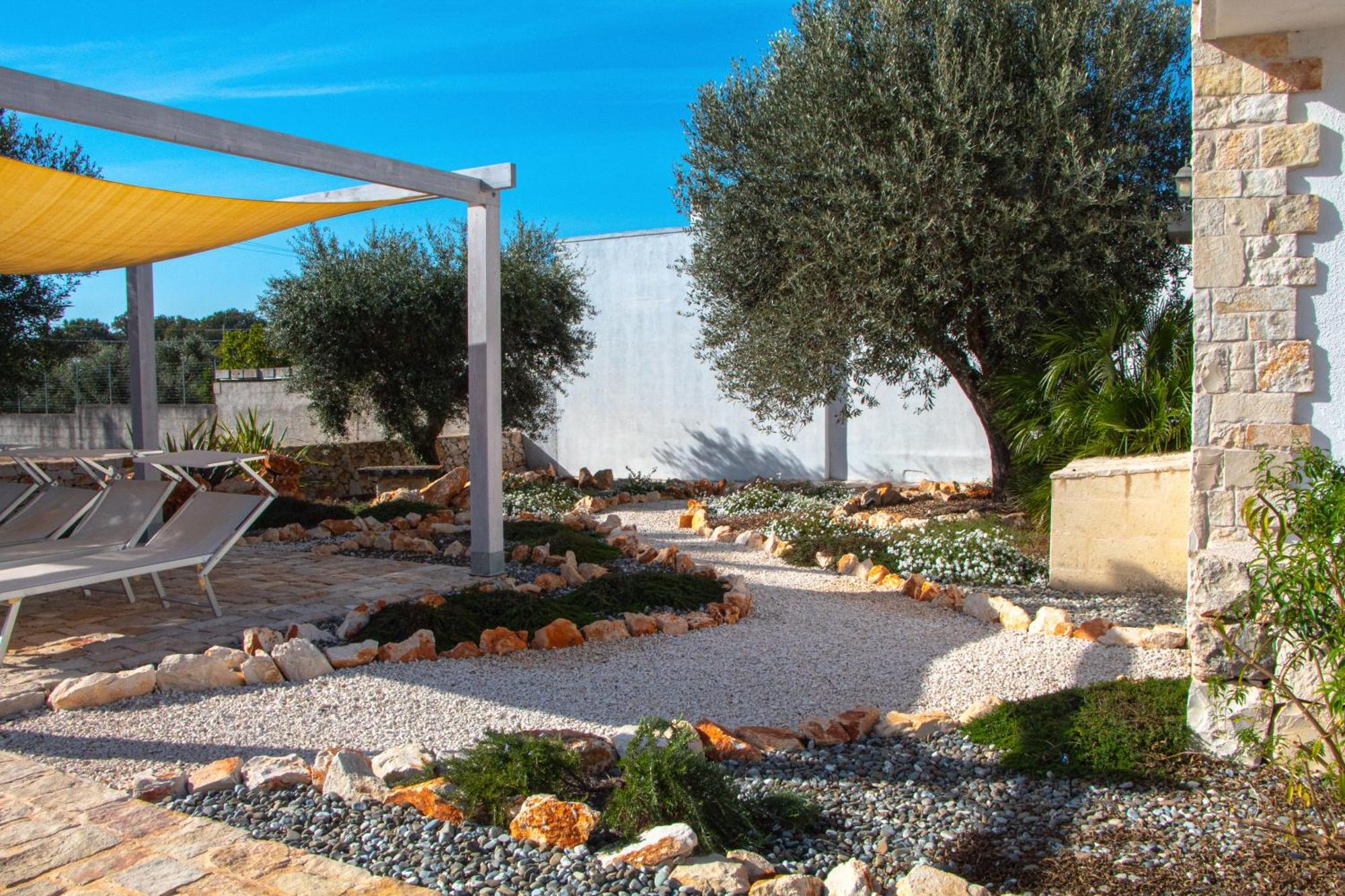 Villa With Trullo And Pool, Alberobello Buitenkant foto